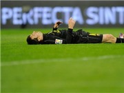 Bóng đá anh, ngoại hạng anh, lịch thi đấu euro 2012, Pep "đá xoáy" mặt sân của Zaragoza
